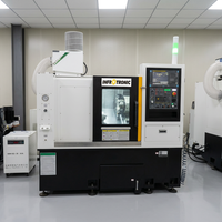 Tour CNC miniature haute précision M15, commande CNC FANUC, 3 axes, alimentation automatique de barres, machine de tournage de métal légère et compacte