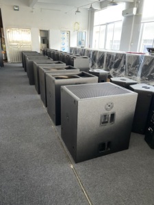 Caisson de basses puissant de 21 pouces pour DJ Pro Bass Bacs en bois passifs SUB8005-AS une belle boîte de son Haut-parleur Systèmes de sonorisation professionnels - Product Image 5