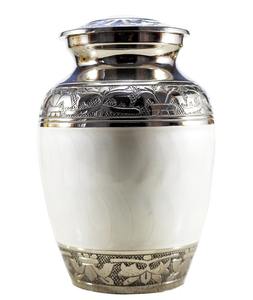 Urne funéraire moyenne en laiton Conteneur de cendres de 6 pouces pour enterrement et mémorial - Product Image 2