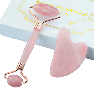 <span class=keywords><strong>Massaggio</strong></span> facciale del <span class=keywords><strong>rullo</strong></span> della <span class=keywords><strong>giada</strong></span> del quarzo rosa facciale del massaggiatore senza rumore del regalo di natale - Product Image 2