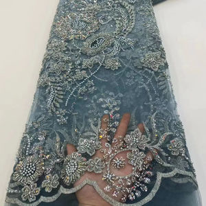 Robe de mariée européenne en dentelle brodée de perles à paillettes, robe de soirée Cheongsam Bead Tube - Product Image 1