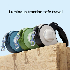 Correa retráctil automática ajustable con logotipo personalizado para perro, luz LED brillante con Flash, dispensador de soporte para bolsa de caca, correa para mascotas de plomo - Product Image 4