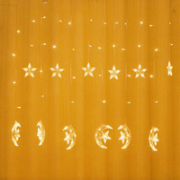 Rideau de fenêtre musulman avec étoiles et lune, fêtes musulmanes, féerique, Ramadan et Hajj Eid al-adha, décorations de fête, lumières