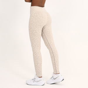 Logo Customized Two Pieces Womens Seamless <strong>Leggings</strong> and Bra Set <strong>Leopard</strong> <strong>Print</strong> Women's Sports Yoga Set Gym Sets Clothing Women - Product Image 4