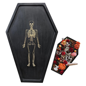 Plateau cercueil en bois massif avec sculpture squelette, décoration d'Halloween, utilisation intérieure, matériau en bois durable - Product Image 1