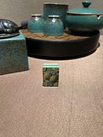 Op maat gemaakte Mahjong-tegels in meerdere kleuren met uw artwork gegraveerd op één zijde, met acryl houten inleg achterkant, diverse ambachtelijke opties