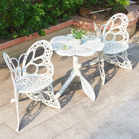 Ensemble de meubles de patio portables d'extérieur avec des chaises en forme de papillon et une table à fleurs, ensemble de bistrot en aluminium moulé pour le jardin