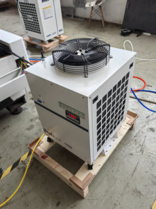 Nhà Máy Giao Hàng 1500W Yag máy cắt laser HIWIN guid đường sắt cypcut Hệ thống điều khiển hỗ trợ ai BMP PLT cho cắt kim loại - Product Image 6