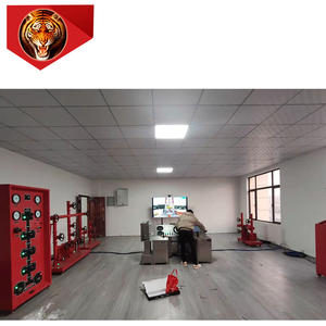 Simulador de Perforación Tigerrig, Plataforma de Perforación Realista para Entrenamiento, Equipado con Consola de Control, Pantallas y Hardware de Manifold - Product Image 2