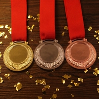 Médaille de finisseur de marathon personnalisée en alliage de zinc émaillé 3D, couleur or antique, pour récompense de course