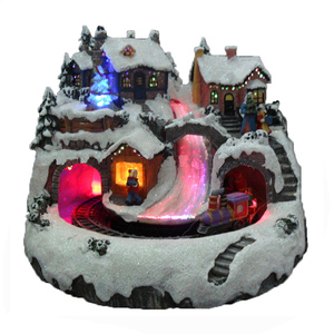 Pueblo de Navidad con tren rodante y Río de fibra - Product Image 1