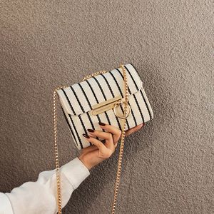 Bolso Bandolera de Lona de Alta Calidad, Versátil y Elegante, con Cadena Moderna, Novedad de Verano 2019 - Product Image 1