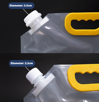 Pochettes souples portables et pliables en plastique avec bec verseur pour emballage de liquides, jus et eau – Sacs de 5 litres pour eau potable en extérieur