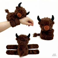 Bracelet en peluche vache des Highlands, jouet de ferme doux et câlin, animaux en peluche vache, jouets unisexes les plus populaires, joli cadeau