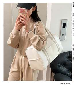 Customized Large Capacity Gym <b>Bag</b> for Girls Fashion PU Waterproof Swimming Fitness Sport Handbag Portable Travel <b>Duffel</b> <b>Bag</b> - Product Image 3