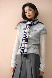 Y2K gestreifter Schal Lange weiche Strick wolle Fuzzy Halstuch <span class=keywords><strong>Emo</strong></span> Szene Streetwear Fluffy Acubi Grunge Schals für den Winter - Product Image 5