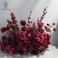 Arrangement de fleurs artificielles rouge bordeaux pour banquets, événements, mariages, fleurs de table décoratives, fleurs d'allée, bouquet