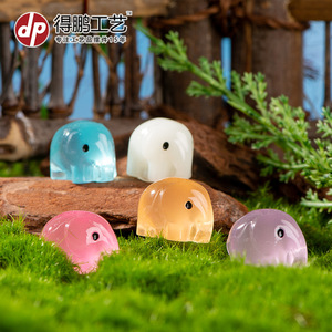 Ornement d'éléphant miniature en résine, qui brille dans le noir, décoration de bureau et de jardin, forme d'animal colorée, pour usage intérieur et extérieur - Product Image 4