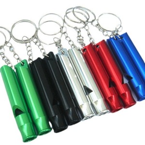 Sifflet de survie en plein air en alliage d'aluminium 6,2 cm x 1,2 cm, porte-clés multicolore durable pour le camping, l'aventure et l'entraînement - Product Image 5