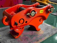 Attelage rapide hydraulique monobloc compatible avec toutes les marques d'excavatrices