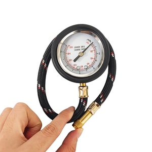 Manomètre de pression des pneus de haute qualité avec cadran de 2 pouces, 160 psi, avec tuyau en caoutchouc - Product Image 4