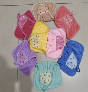 Soft Coral Velvet Microfiber Hand Towel and Dishcloths <b>Kitchen</b> and <b>Bathroom</b> <b>Cleaning</b> Accessories for Children - Product Image 5