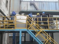 Presse à vis pour la déshydratation des boues, équipement entièrement automatique en acier inoxydable pour les stations d'épuration des eaux usées municipales