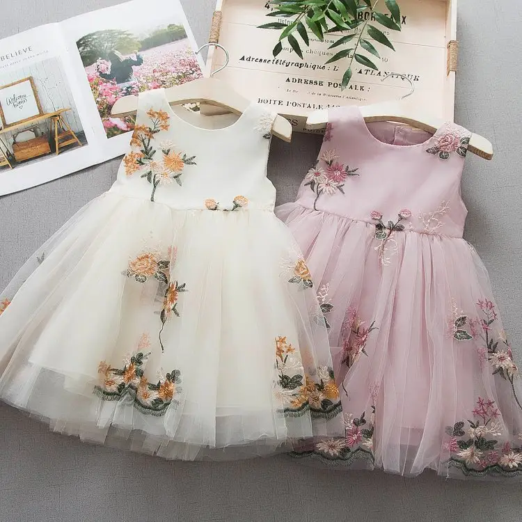 Girls Princess Mesh Layers Cake Dresses For Kids Embroidery Elegant Party Tutu Prom Wedding Vestidos Summer Children Clothes