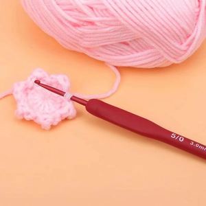 MHK35 Aluminum <b>Crochet</b> <b>Hooks</b> With Prt Silicone Handle Weaving Knitting Needles for Braids Knitting <b>Crochet</b> Needles Knitting Tool - Product Image 6