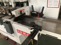 Machine à scier multi-lames de haute précision pour le travail du bois, la découpe de panneaux de meubles en bois massif et MDF, et le dégauchissage multiple
