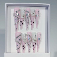 Lot de 10 faux ongles stiletto faits main, base rose, pointe blanche, patch noir, ligne argentée, motif croisé, 3x ongles stiletto assortis