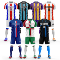 Vente en gros, personnalisation, maillots de football décontractés pour adultes de haute qualité, ensemble de maillots de football, chaussettes, 100% polyester, rayé/couleur