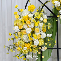 Rangkaian Bunga Mawar dan Hydrangea Buatan Tangan dari Sutra Buatan Warna Kuning, Sempurna untuk Latar Belakang Pernikahan dan Dekorasi Meja