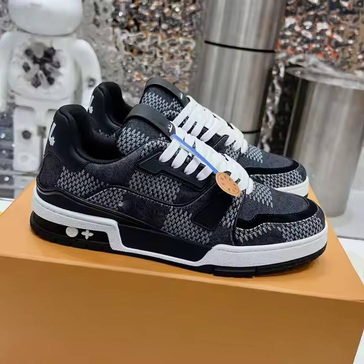 Famous Shoes Samples Wholesale Customizable Sneakers