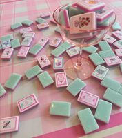 Set Mahjong Amerika Premium Grandmillennial 160 Ubin Motif Stroberi, Teh, Bunga, Joker, Hijau Mint