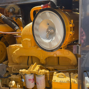 Bulldozer sur chenilles Shantui SD22 d'occasion, SD16, SD32 – Engin de construction sur chenilles de <span class=keywords><strong>seconde</strong></span> <span class=keywords><strong>main</strong></span> pour travaux de terrassement et de déblaiement - Product Image 4