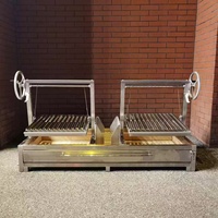 Nouveau Barbecue 62" en Bois, Charbon et Acier Inoxydable, Conception Argentine Type Asado Parrilla Santa Maria avec Panier à Charbon