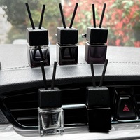 Diffuseur d'air carré en verre noir pour voiture, autocollant, capacité 8 ml, avec bouchon en bois, pour parfum d'intérieur