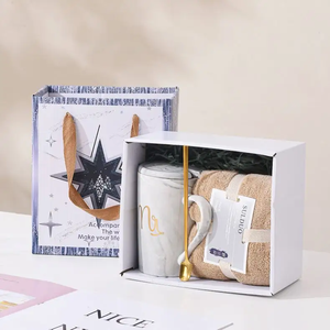 Set Regalo Personalizzato per Capodanno: Tazza e Asciugamano, Set Regalo di Compleanno, Souvenir Natalizio, Bomboniere per Matrimonio, Regalo per la Festa del Papà, Laurea - Product Image 2