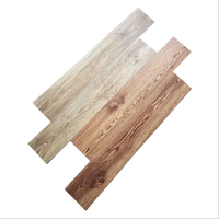 Autocollants de revêtement de sol LVT d'intérieur à grain de bois élevé, résistants à l'usure, à décoller et à coller, ignifuges, résistants à l'humidité, imperméables