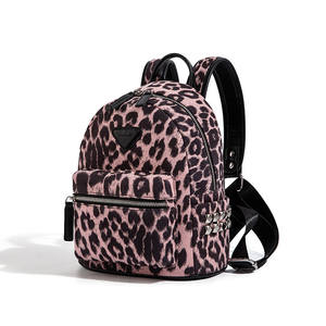 Mochila Antirrobo a Rayas de Moda de Lujo para <span class=keywords><strong>Mujer</strong></span>, Bolsos Guesses, Forro Impermeable, Ligera, Gran Capacidad - Product Image 4