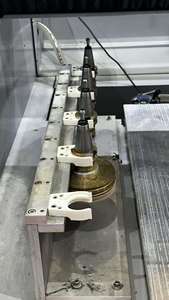Machine de traitement de l'aluminium CNC 3 axes robuste YBKE avec moteur et roulement, multiprocessus aluminium/UPVC/PVC/verre, puissance 24 kW - Product Image 3