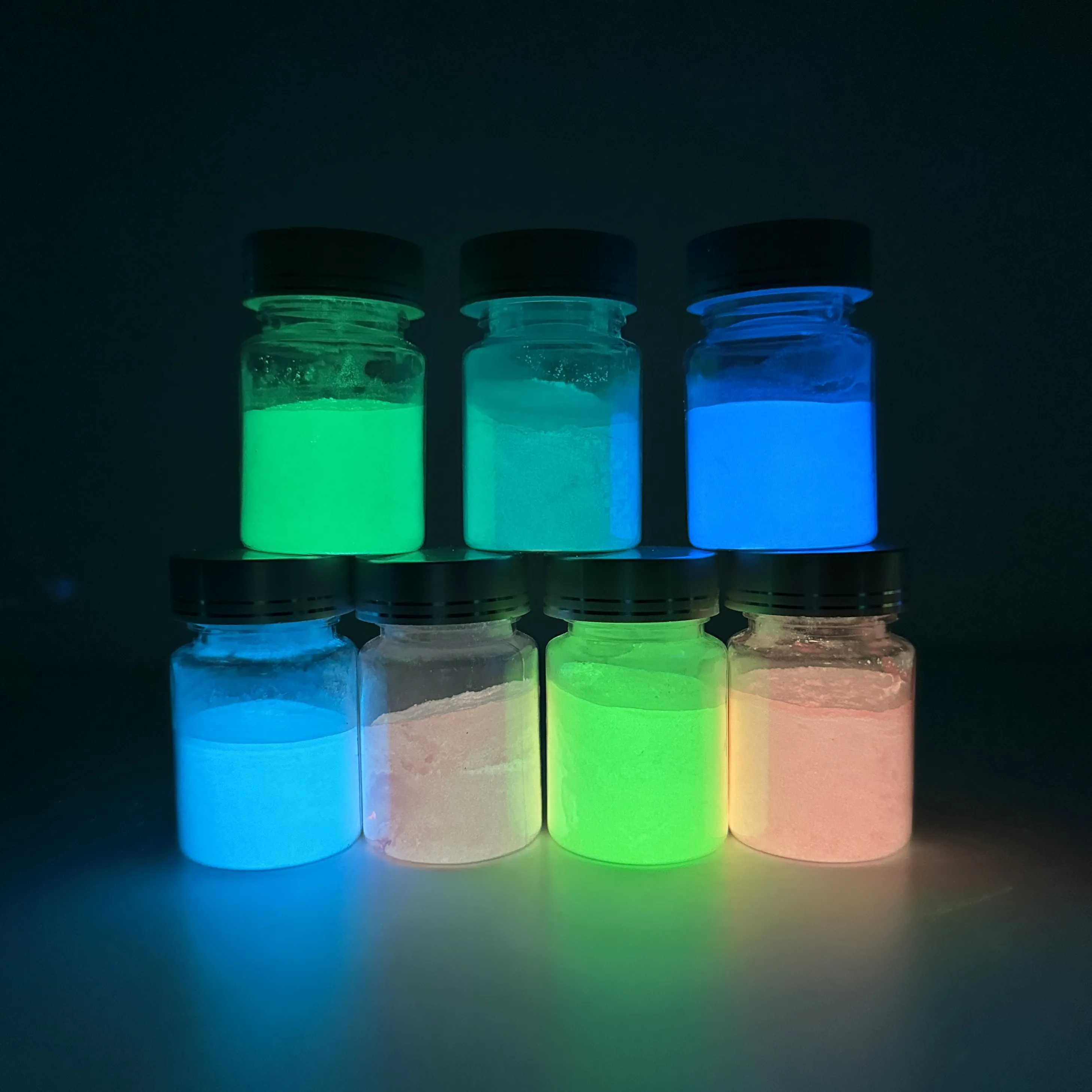 Fabricants de pigments poudre lumineuse 12 couleurs pigment photoluminescent lueur dans la poudre sombre