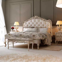 Ensemble de chambre à coucher de luxe vintage Chesterfield blanc, style rococo français, lit traditionnel Queen Size en bois