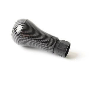 Poignée de levier de vitesses en fibre de carbone 6 vitesses manuelle pour Mercedes-Benz W203 W204 C63 Classe C - Product Image 3