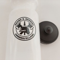 Bouteille d'eau sport en plastique PE avec logo personnalisé imprimé en sérigraphie pour enfants, capacité 750 ml, personnalisation OEM/ODM pour promotion