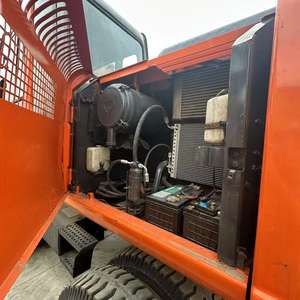 Japon Original ZX130 13 tonnes de <span class=keywords><strong>taille</strong></span> moyenne utilisé Hitachi ZX130 presque neuf état grande pelle de terre Machine d'excavation de roue - Product Image 6