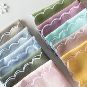 Set <span class=keywords><strong>di</strong></span> <span class=keywords><strong>Tovaglioli</strong></span> in <span class=keywords><strong>Lino</strong></span> Ricamati a Onde Fatti a Mano, Tovagliette Vintage per Matrimoni, <span class=keywords><strong>Tovaglioli</strong></span> Decorativi per Ristoranti e Cerimonie - Product Image 2