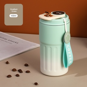 แก้วกาแฟแฟชั่นไล่เฉดสีแบบกำหนดเอง แก้วเก็บความร้อนสแตนเลสแบบพกพาพร้อมสายรัด เป็นของขวัญ - Product Image 4