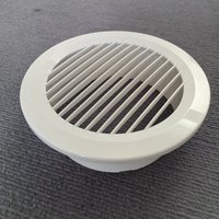 Grille d'aération murale moderne et durable en ABS blanc avec lamelles droites réglables et fixation à ressort pour extérieur et sous-sol